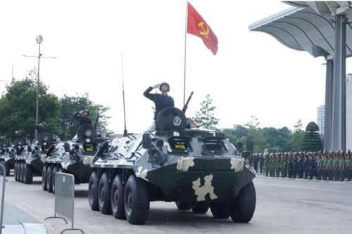 Hà Nội: Diễn tập thực binh 'Xử trí tình huống tấn công chiếm quyền điều khiển hệ thống mạng thông tin, đánh bắt đối tượng khủng bố, giải quyết bạo loạn và bảo vệ Hội nghị quốc tế'
