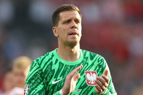 Barca dùng điều khoản đặc biệt với Szczesny