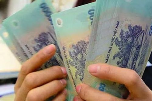 Nhận Kỷ niệm chương có được tiền thưởng?