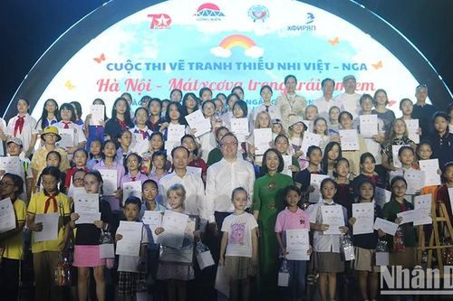 Hà Nội và Moksva trong trái tim học sinh thủ đô