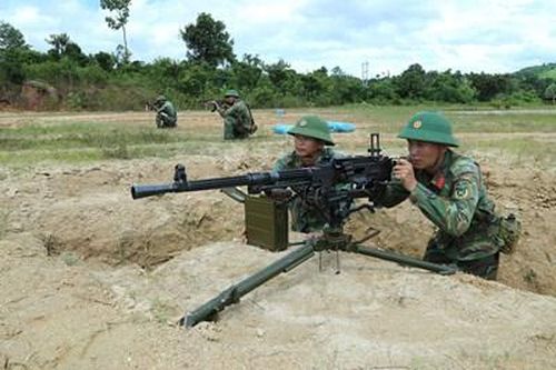 Đỉnh Nâm Nung rộn tiếng xung phong