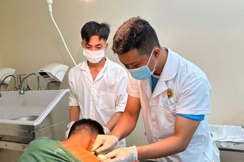 Sư đoàn 316 (Quân khu 2) tập trung chăm sóc sức khỏe bộ đội sau công tác tìm kiếm cứu nạn