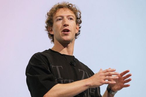 Mark Zuckerberg gia nhập câu lạc bộ 200 tỷ USD