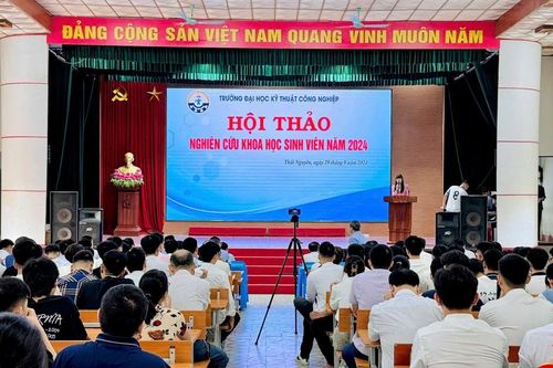 Thúc đẩy sinh viên nghiên cứu khoa học trong nhà trường