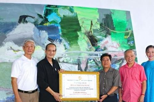 Khi từ thiện biến thành 'đấu tố'