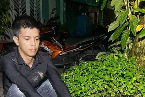 Bắt nhóm 'con nghiện' vận chuyển lượng lớn ma túy đá