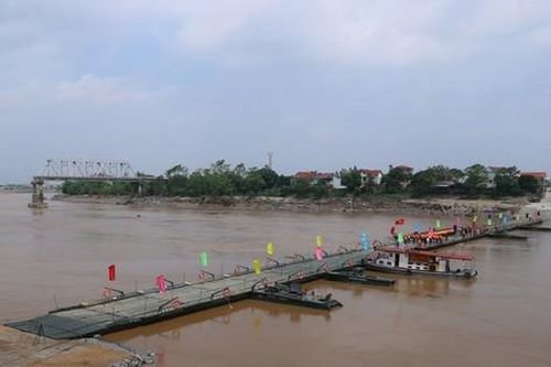 Ngày 30/9, thông xe cầu phao thay thế cầu Phong Châu