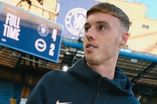 Cole Palmer lập kỷ lục Ngoại hạng Anh với Chelsea, Pep lại tiếc