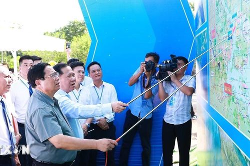 Thủ tướng Phạm Minh Chính dự Lễ khởi công cao tốc Hòa Bình-Mộc Châu