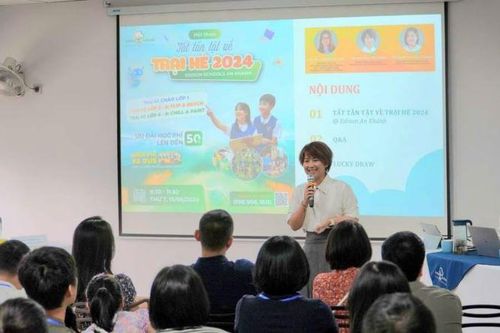 Chuyên gia chỉ cách cho phụ huynh đồng hành cùng con vào lớp 1