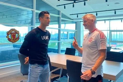 Lý do thật sự khiến MU chiêu mộ lại Ronaldo