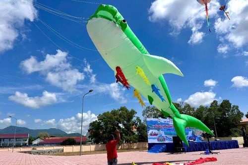 Huyện Tri Tôn tổ chức nhiều hoạt động chào mừng Lễ Sene Dolta