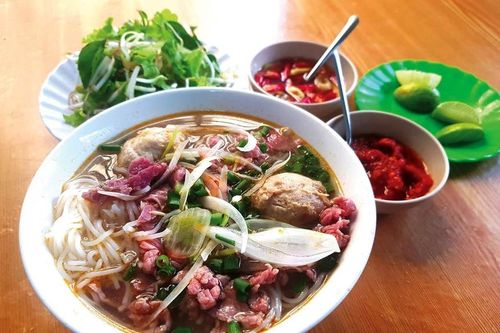 Danh phận nào cho món ngon nức tiếng xứ Huế