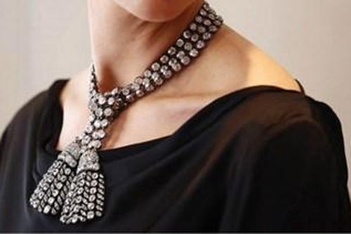 Đấu giá chiếc vòng cổ kim cương hiếm có thể lên tới 2,8 triệu USD