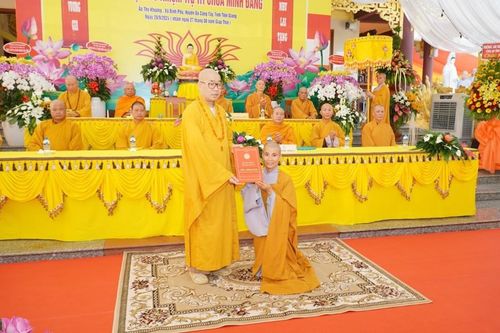 Tiền Giang: Sư cô Thích nữ Diệu Chơn làm trụ trì chùa Minh Đăng