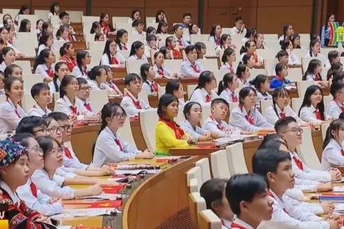 'Quốc hội trẻ em' chất vấn về vấn đề học đường