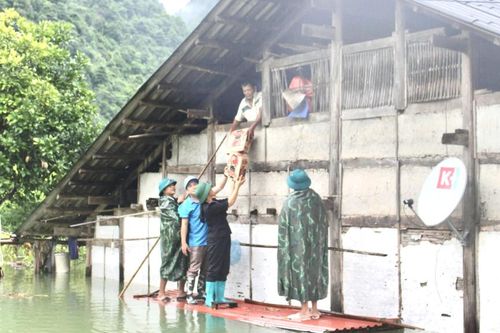 Hà Quảng huy động trên 10 tỷ đồng cho các hoạt động hỗ trợ giảm nghèo
