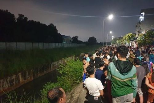 Điều tra nguyên nhân thanh niên chết dưới kênh nước thải ở Bình Dương