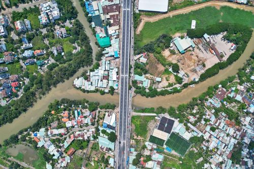 Cầu hơn 900 tỷ xóa 'nút cổ chai' cửa ngõ TP.HCM trước ngày thông xe