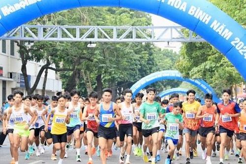 Chung kết Giải chạy Báo Hànôịmới 2024