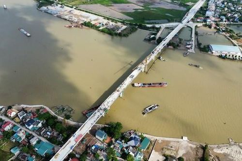 Sau hợp long cầu Đống Cao ở Nam Định hiện hình hài, hẹn ngày thông xe