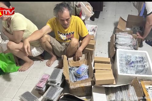 Thủ đoạn tinh vi của đường dây mua bán điện thoại Iphone, Samsung, Oppo giả khiến nhiều người 'sập bẫy'