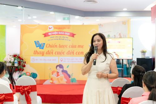 Tạo đàm 'Chiến lược của mẹ thay đổi cuộc đời con'