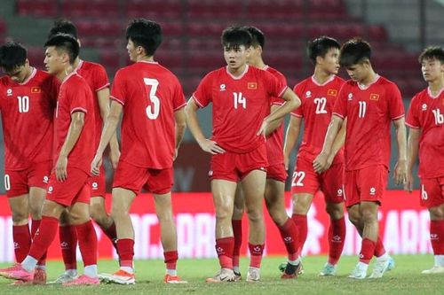 Tin nóng bóng đá Việt 30/9: HLV U20 Việt Nam khẳng định đội nhà kém may mắn, CLB TP.HCM bức xúc vì VAR