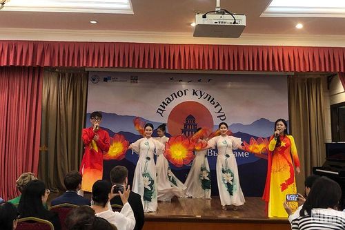 Khai mạc Tuần lễ 'Tiếng Nga ở Việt Nam: Đối thoại giữa các nền văn hóa'
