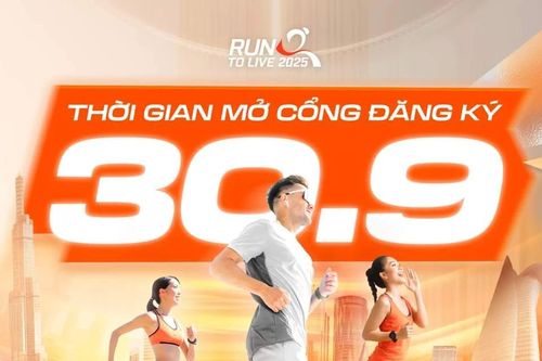 Sôi động ngày đầu mở cổng bán vé