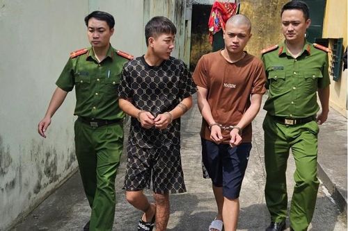 Hưng Yên: Bắt hai đối tượng giả vờ đi nhờ xe, cướp tài sản