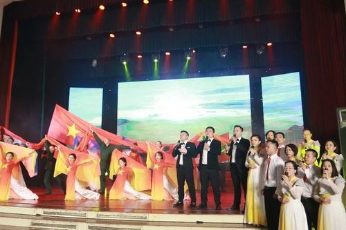 HUBT tỏa sáng tại Hội diễn văn nghệ chào mừng 70 năm ngày giải phóng Thủ đô