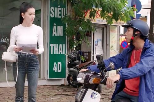 'Đi giữa trời rực rỡ' tập 44: Như chạm mặt Chải ở phòng khám thai