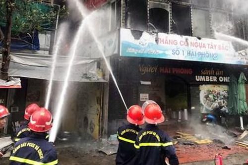 Cháy lớn tại nhà hàng Vua Ba Ba ở Lê Chân, Hải Phòng