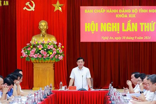Xây dựng Báo cáo chính trị trình Đại hội XX Đảng bộ tỉnh Nghệ An đảm bảo chất lượng, tiến độ