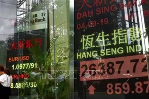 Chứng khoán Hong Kong (Trung Quốc) dẫn dầu đà tăng trên thị trường châu Á