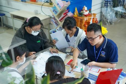 Trường Đại học Nguyễn Tất Thành: Con đường từ cơ sở giáo dục nhỏ đến 'câu lạc bộ' trường học doanh thu nghìn tỷ