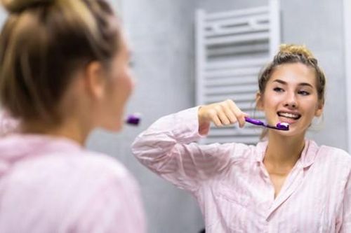 4 thời điểm dù răng có bẩn thế nào cũng không nên đánh