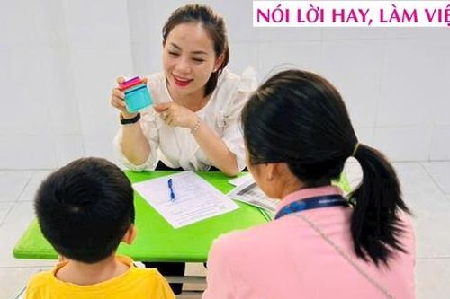Cô giáo 8X giúp trẻ tự kỷ không còn 'đặc biệt' nữa
