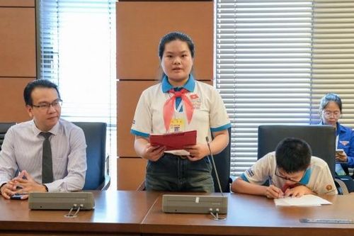 Quốc hội trẻ em: Kiến nghị cách chống thuốc lá điện tử