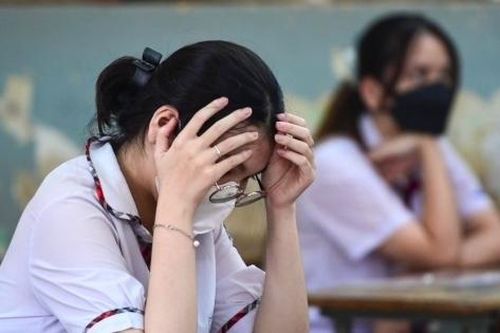 Giải pháp nào cho hàng nghìn sinh viên bị trễ tốt nghiệp vì nợ chuẩn đầu ra tiếng Anh?