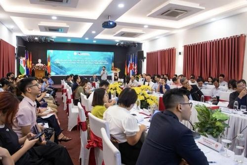 'Sợi dây' chuyển đổi số và chuyển đổi xanh giúp doanh nghiệp phát triển bền vững