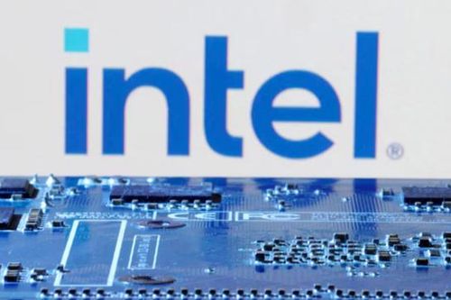 Cuộc chạy đua hoàn tất 8,5 tỷ USD tài trợ ngành chip của Mỹ và Intel