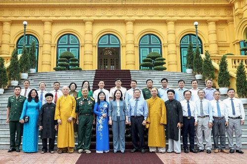 Phó Chủ tịch nước Võ Thị Ánh Xuân gặp mặt, biểu dương các gương điển hình tỉnh An Giang