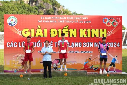 31 bộ huy chương được trao tại giải điền kinh các lứa tuổi trẻ tỉnh năm 2024