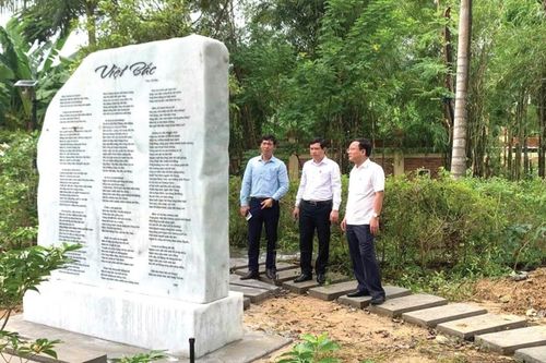 Mối lương duyên độc đáo của thi ca Việt Nam