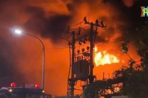 Cháy lớn xưởng may tại huyện Hoài Đức, Hà Nội