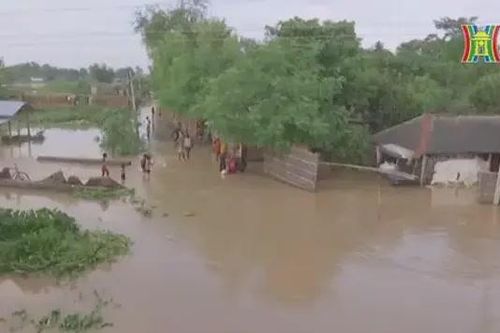 Mưa lớn kéo dài gây lũ lụt ở miền đông Ấn Độ