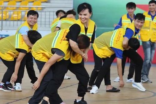Công an TPHCM: Tập huấn võ thuật cho lực lượng hỗ trợ ANTT tại cơ sở