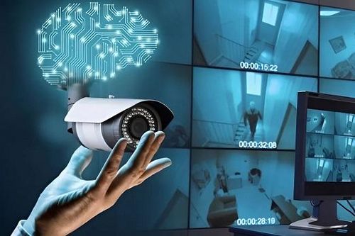 Người dùng sẽ đối mặt với những rủi ro nào khi camera giám sát có lỗ hổng bảo mật?